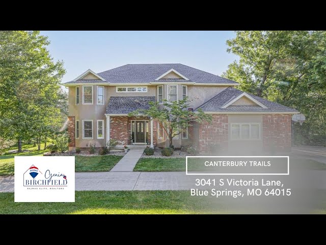 Exceptional Family Home for Sale in Blue Springs, MO | Canterbury Trails Neighborhood