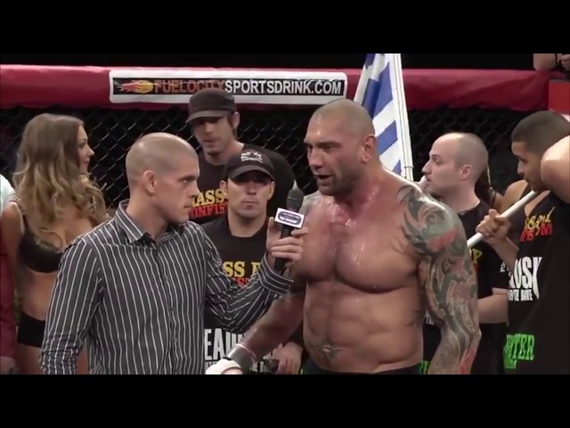 WWE Wrestler vs MMA Fighter - INCREDIBLE! DAVE BATISTA in MMA!