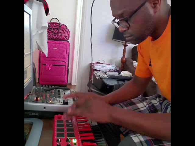 LIVE DRUMMING on AKAI MPK Mini MK2 w/Tokyo KyZ- "Cold Crush" "(live drumming)