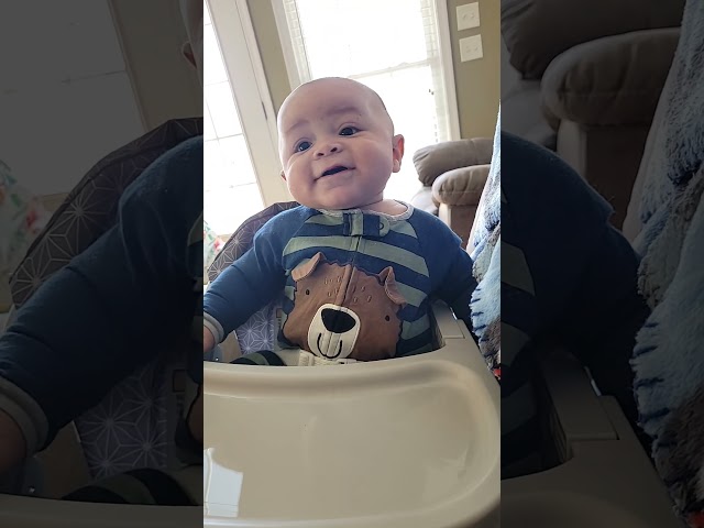 1st time trying baby food! Look at that smile! 💙 #BabyFood #FirstTime #MommasMan #BigBoy #GettingBig