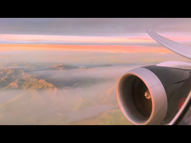 Boeing 787-9 Beautiful Sunrise Landing into Vancouver, Canada [4k60 HDR]