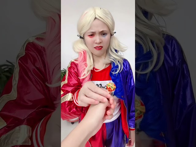 Luffy Is Too Cocky, So Harley Quinn Punishes Him