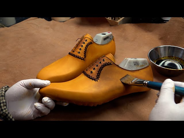 Process of Making a Handmade Golf Shoes with Natural Cow Leather by a Korean Shoe Maker.