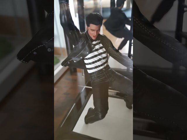 Elvis presley jailhouse rock iron studios 1/10