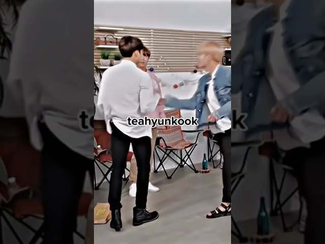 WAIT FOR IT!👀 JUNGKOOK CARRYING TAEHYUNG & TAEKOOK DIDN'T EVEN FLINCH🫣🤭#bts #taekook #fyp #trending