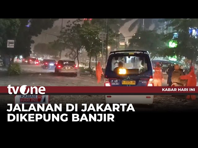 Sejumlah Ruas Jalan di Jakarta Terendam Banjir Malam Ini | Kabar Hari Ini tvOne