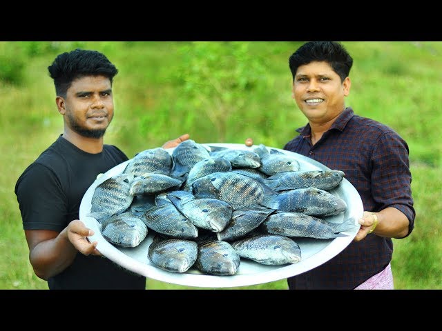 KARIMEEN POLLICHATHU | Kerala Style Fish Fry In Banana Leaf | Cooking Skill Village Food Channel