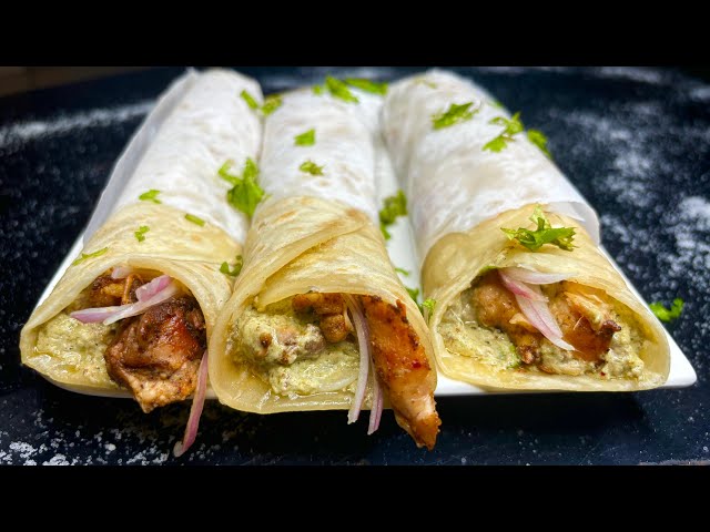 Kaju Chicken Frankie Rolls Recipe Street Style | चिकन फ़्रैंकि रोल की रेसिपी | Best Chicken Rolls