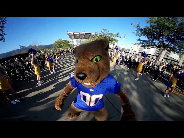 Pittsburgh Varsity Marching Band Performs Before Game