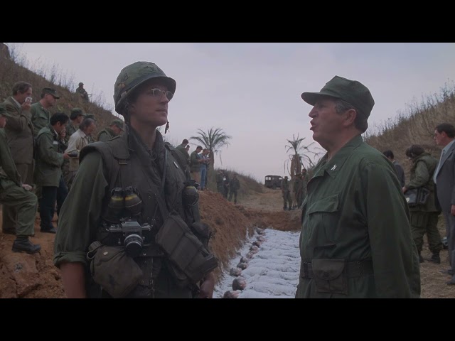 Full Metal Jacket 1987 Peace Symbol Born to Kill scene 4K