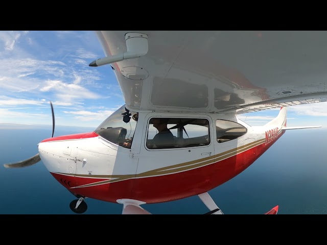 Cessna 182 Taking off from at Avalon. Raw Video