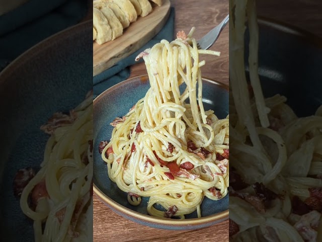 STOP BUYING EGGS 🖐️🛑 and make this no egg spaghetti carbonara!! Recipe at thecandidcooks.com