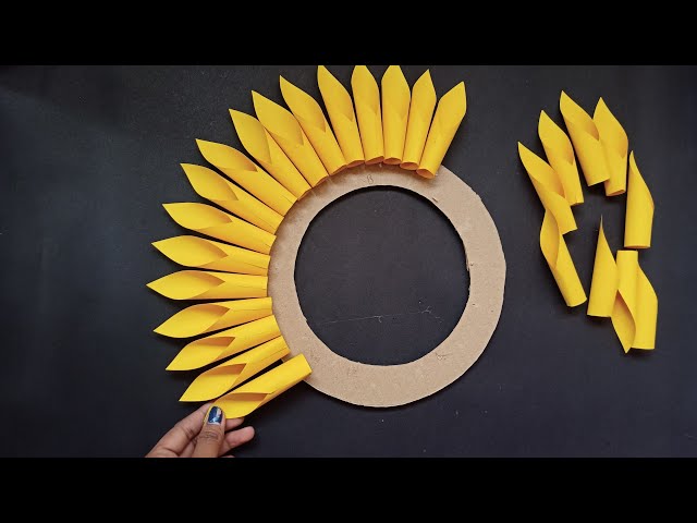 Beautiful paper wall hanging/paper craft ideas/homedecor