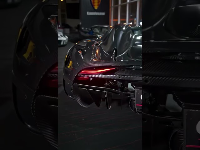 KOENIGSEGG REGERA