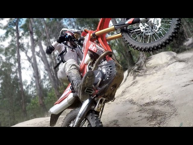 How to test your motorbike boots before buying︱Cross Training Enduro