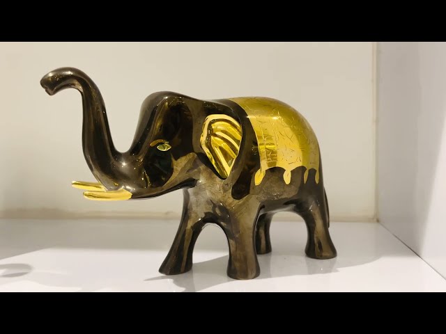 Brass Metal Elephant Showpiece | Elephants Decoration | Royalty free stock video - No copyright 4K