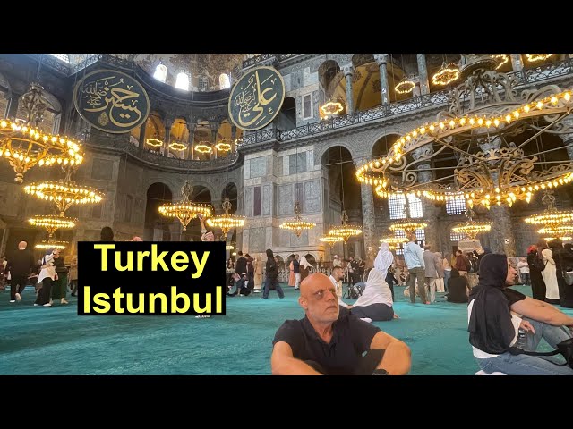 Istanbul Turkey Travel Vlog 1 | Blue Mosque & Hagia Sophia | Urdu | Hindi