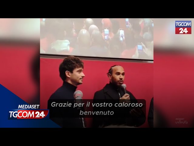 Lewis Hamilton si presenta ai dipendenti Ferrari parlando in italiano