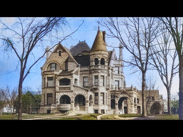 Inside The Mysterious Empty Mansion of Milwaukee