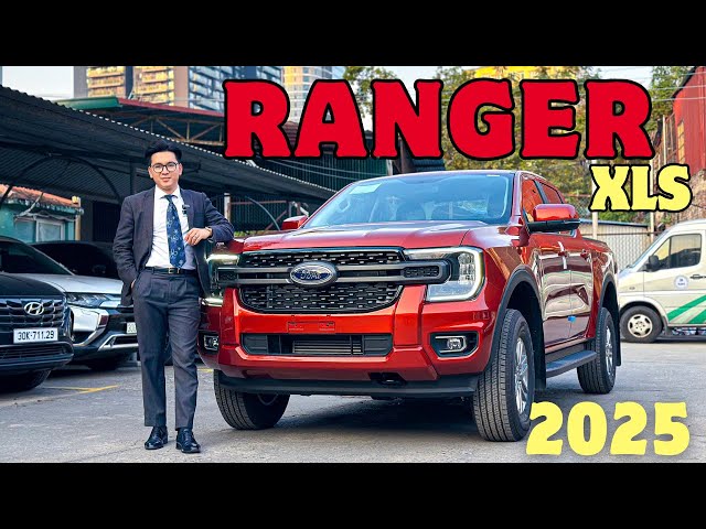 Ranger XLS 4x2 2025 Đỏ | Tăng giá bán tăng trang bị đính kèm