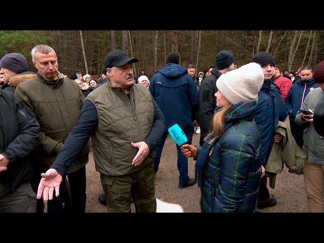 Лукашенко: У Трампа наша Мелания! Жёстко его в руках держит! / Про победу Трампа, Украину и Харрис