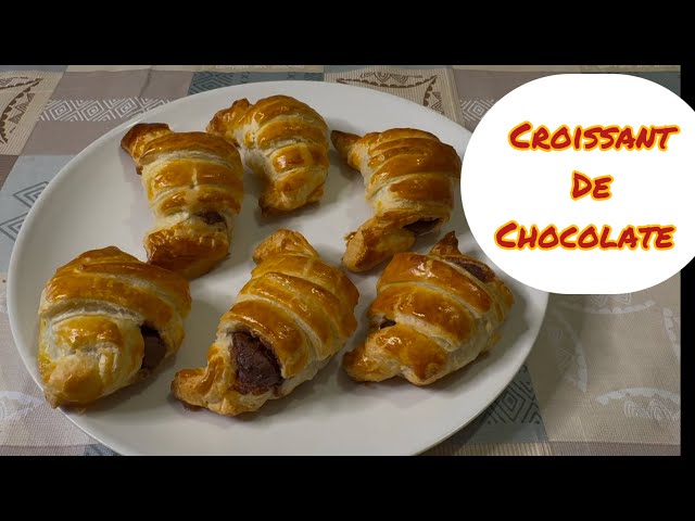 COMO HACER CROISSANTS EN CASA es fácil y rápido espero que os guste amigos. #dulces #shortsfeed #dog