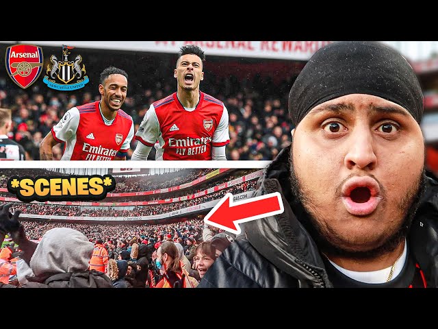 Emirates ERUPTS As Gabriel Martinelli Scores Wonder Goal vs Newcastle! | Matchday Vlog!