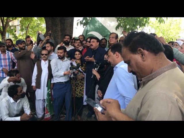 Shiekh Rasheed and Shibli Faraz Talk to media in front of Election Commission Islamabad Protest