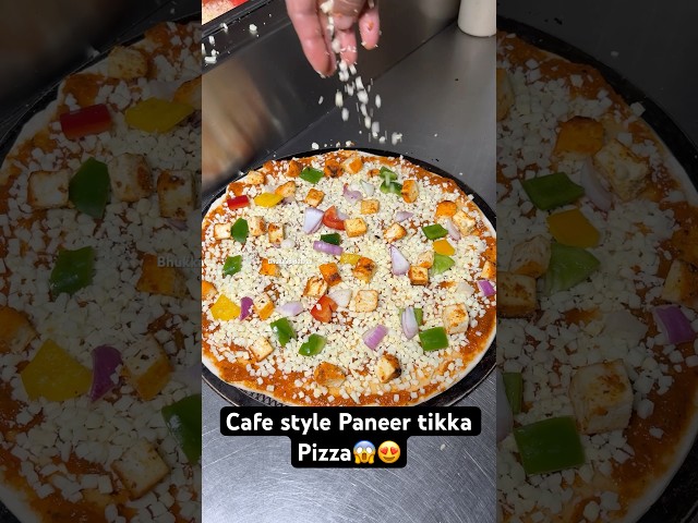 Cafe style Paneer tikka Pizza😱😍|| Indian Street Food