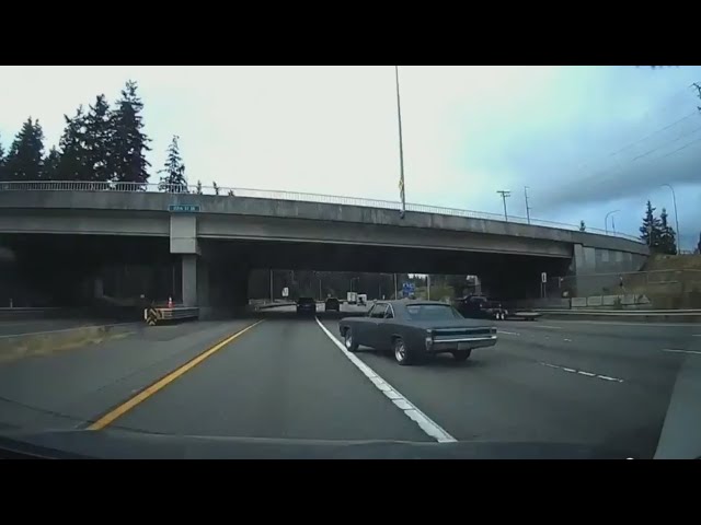 I almost had a near fatal car crash(dashcam footage)