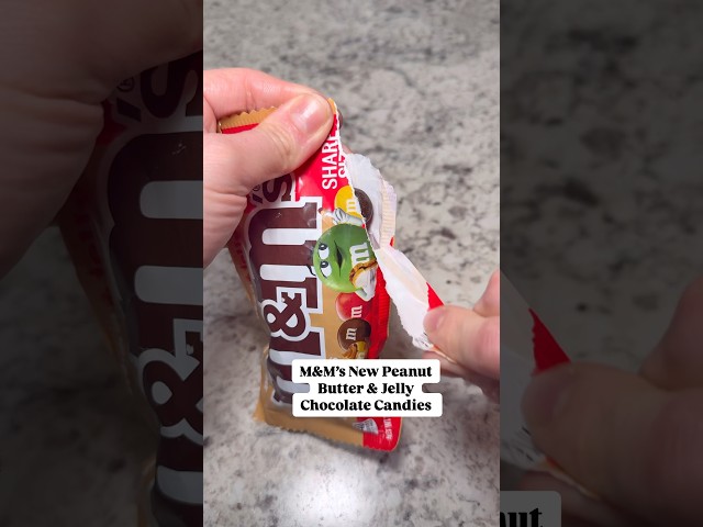 New M&M’s peanut butter and jelly flavor #mandms #peanutbutter #pbj