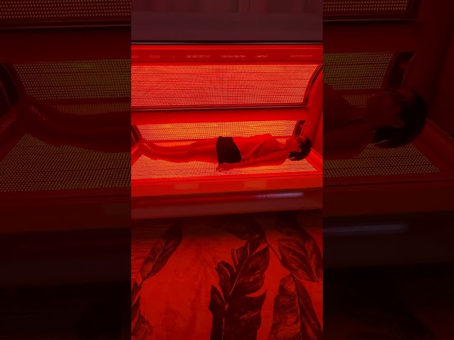 The Red Light Therapy Bed M4 is very simple to use