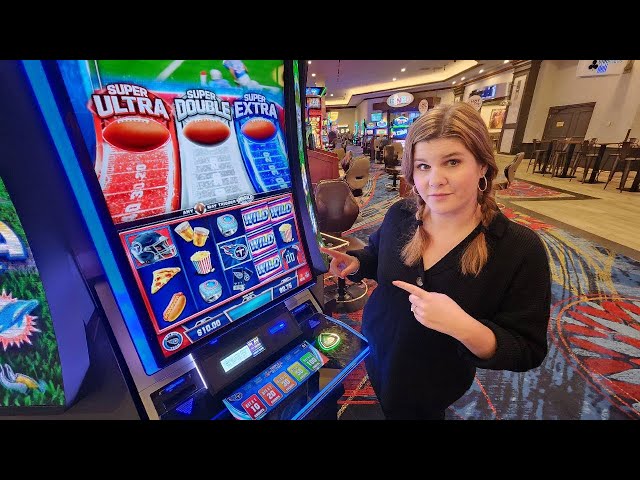 We Put $100 in the New NFL Triple Score Slot Machine in Las Vegas...