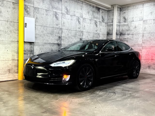 2018 Tesla Model S 75D, AWD, No Accident, Clean Carfax, Panoramic Sunroof, Wipers w/Heated Jets.