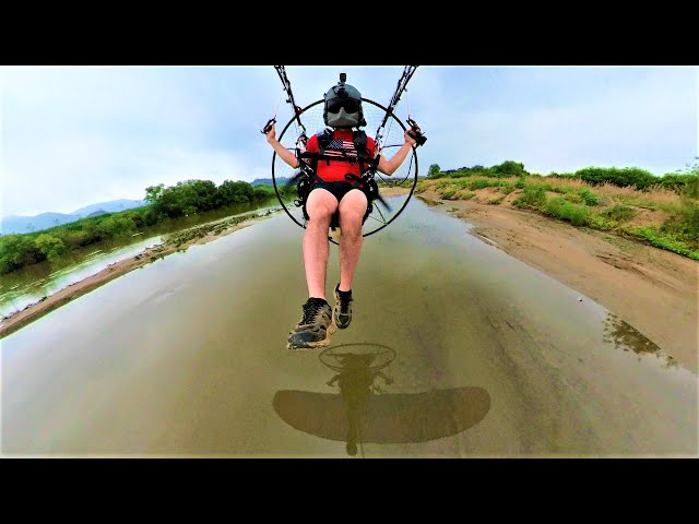 Paramotor LOW and FAST on the river