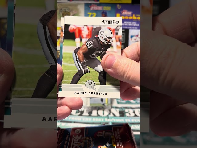 2012 Score Football card pack opening. Found an RC! #waxpack #footballcards #rippingpacks