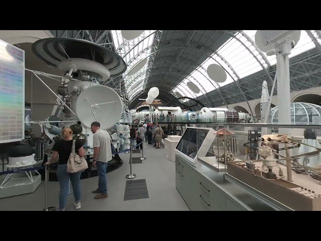 Russia - Moscow - Pavilion 34 Kosmos 01 (VR180)