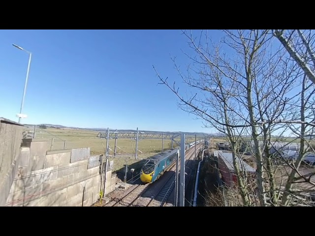 Pendolino 390152 passing Carstairs South Junction on 27-03-2023 at 1634 in VR180