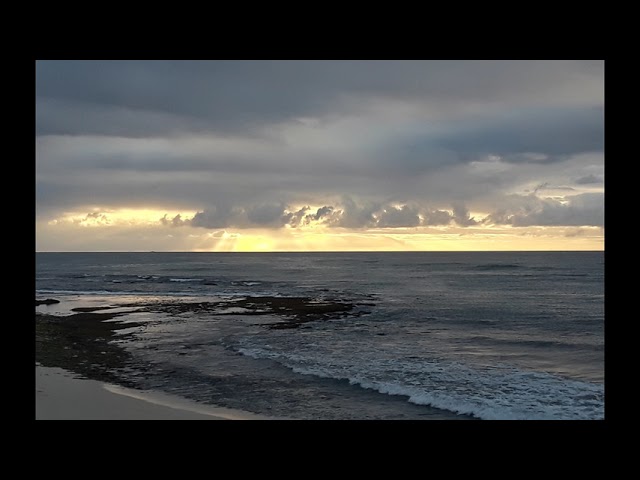 Hawaii Sunsets:   Ka nāpo'o 'ana o ka lā