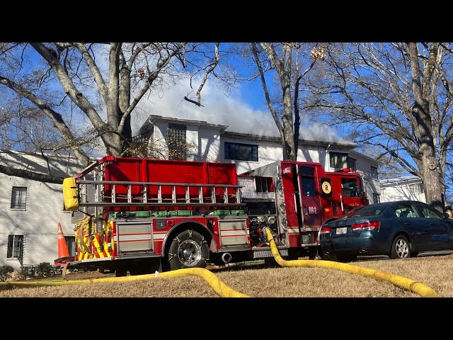 Crews respond to apartment fire in North Druid Hills