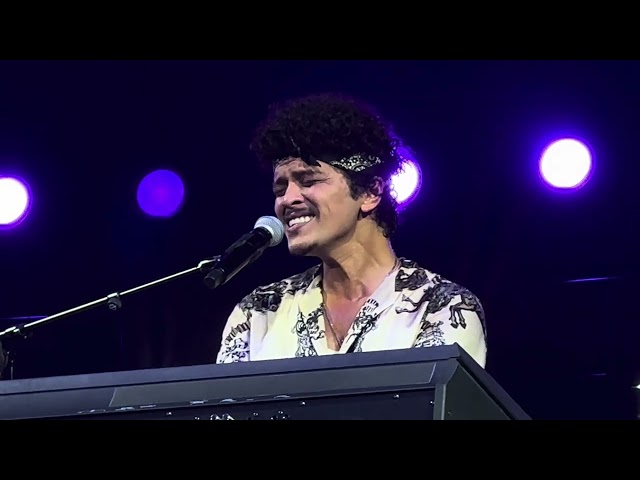 Leave The Door Open + Nahihiya Ako! [Bruno Mars Live in Manila 2023]