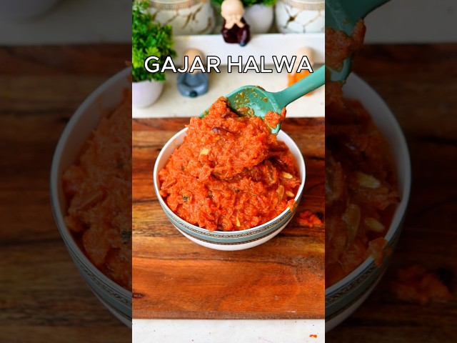 Trending recipe of Gajar ka Halwa 🥕 | Delicious & Easy Winter Dessert Recipe! #shorts #gajarkahalwa