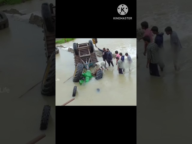 Dard hua song John Deere tractor full lodead trolley pulling accsiddent viral short video#trending