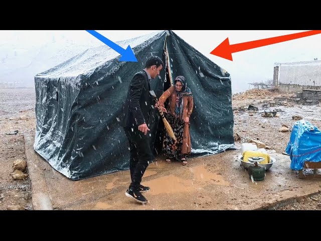 Winter tent: installation of a tent in the winter snow by a nomadic mother and a kind shopkeeper