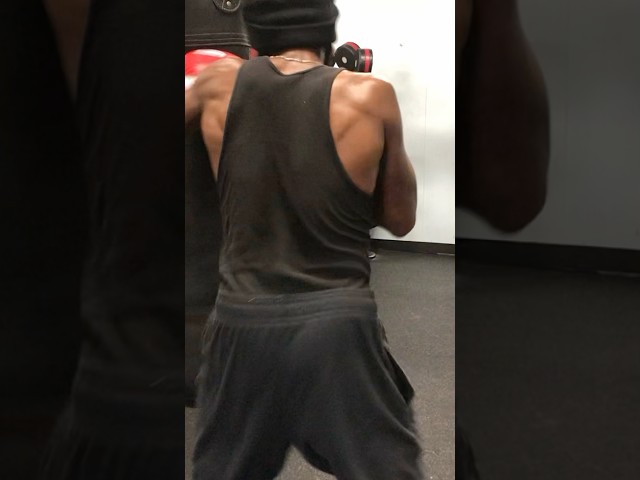 Nullify pressure with lateral movement #boxing #shorts #viral #youtubeshorts #viralshorts #trending