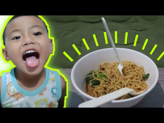 Hujan hujan makan mie ayam yamiiiiee | mie ayam enak