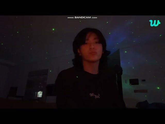 JUNGKOOK Singing and Dancing to Naatu Naatu (Eng Subs)