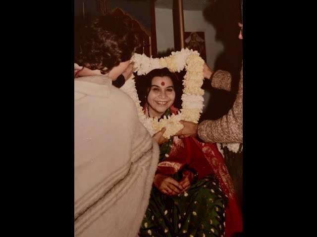 Ashram Life in London -Golden Memories Sahaja Yoga in conversation with Graham, Gail & Felicity