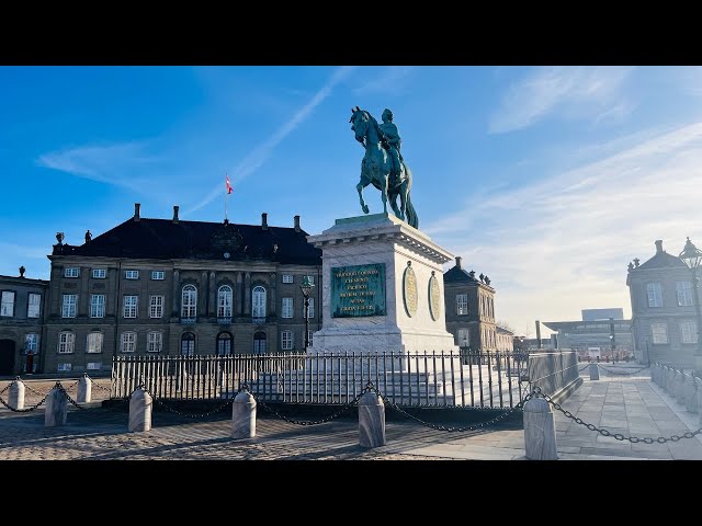 Strolling around Denmark: #MarbleChurch #Frederiksgade #Amalienborg #Palace #BoatTour