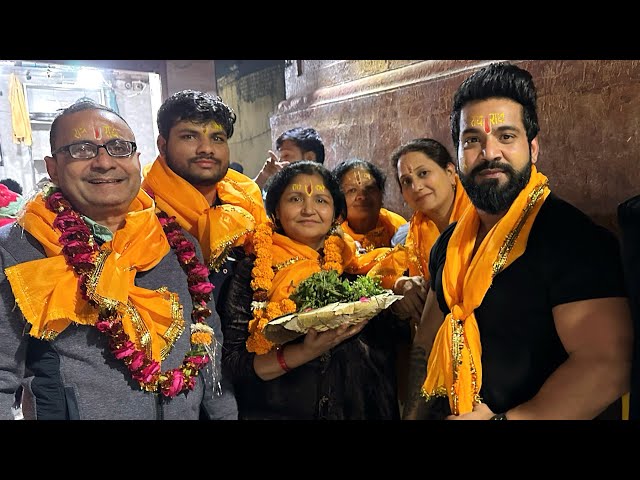 Mata Pita Ke Sath Vrindavan Yatra|| Bas Itna Hi Mangte Hai Parents Ko Aur Kya Chaiye🤗